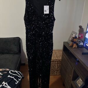 Women’s Size Medium Forever 21 Sequin Jumpsuit NWT Black